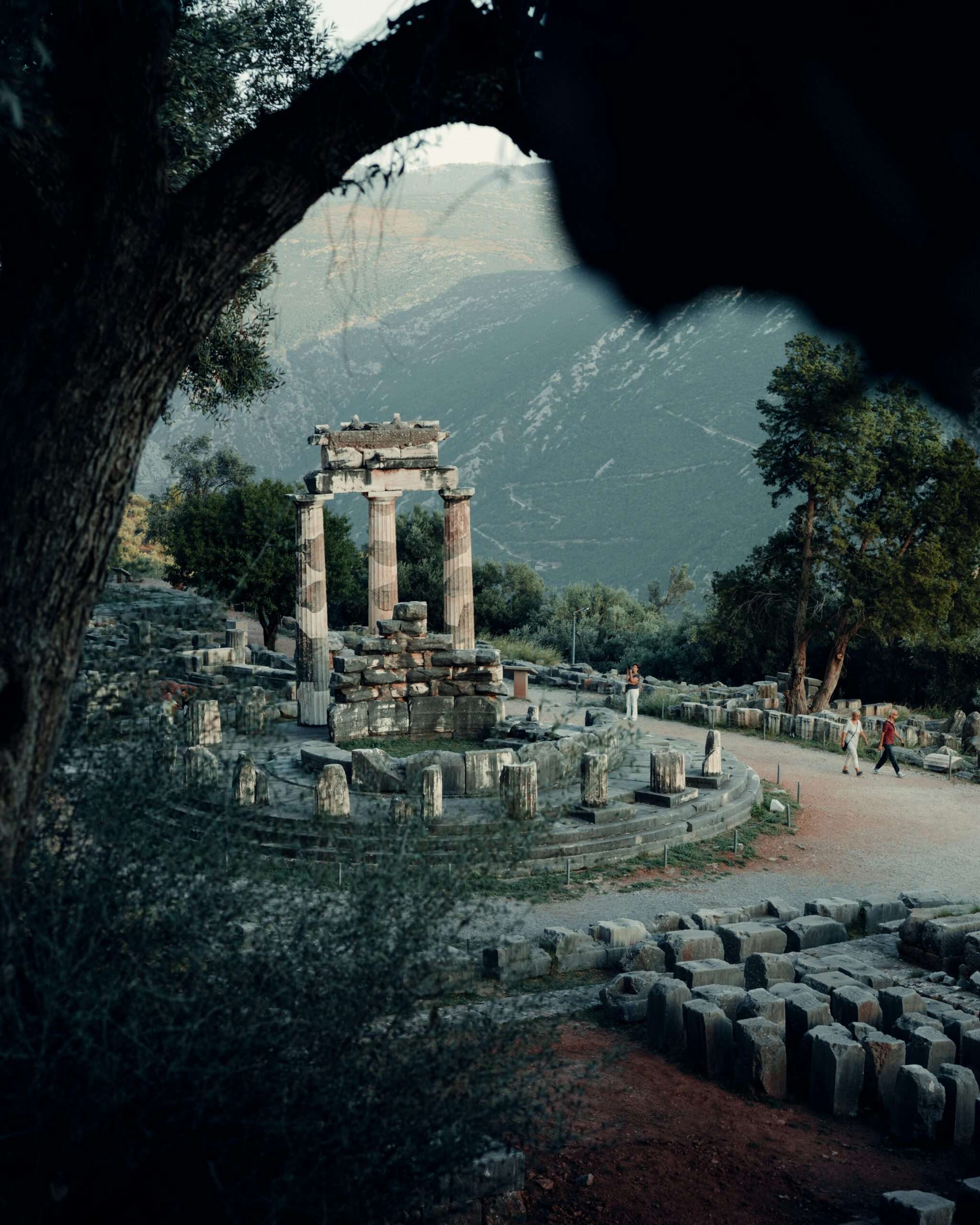 Delphi Tour