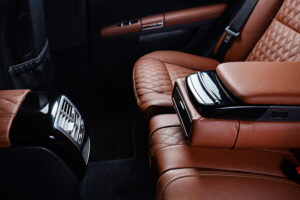 Athens Cruise Transfers: Luxury Taxi & Limousine Services